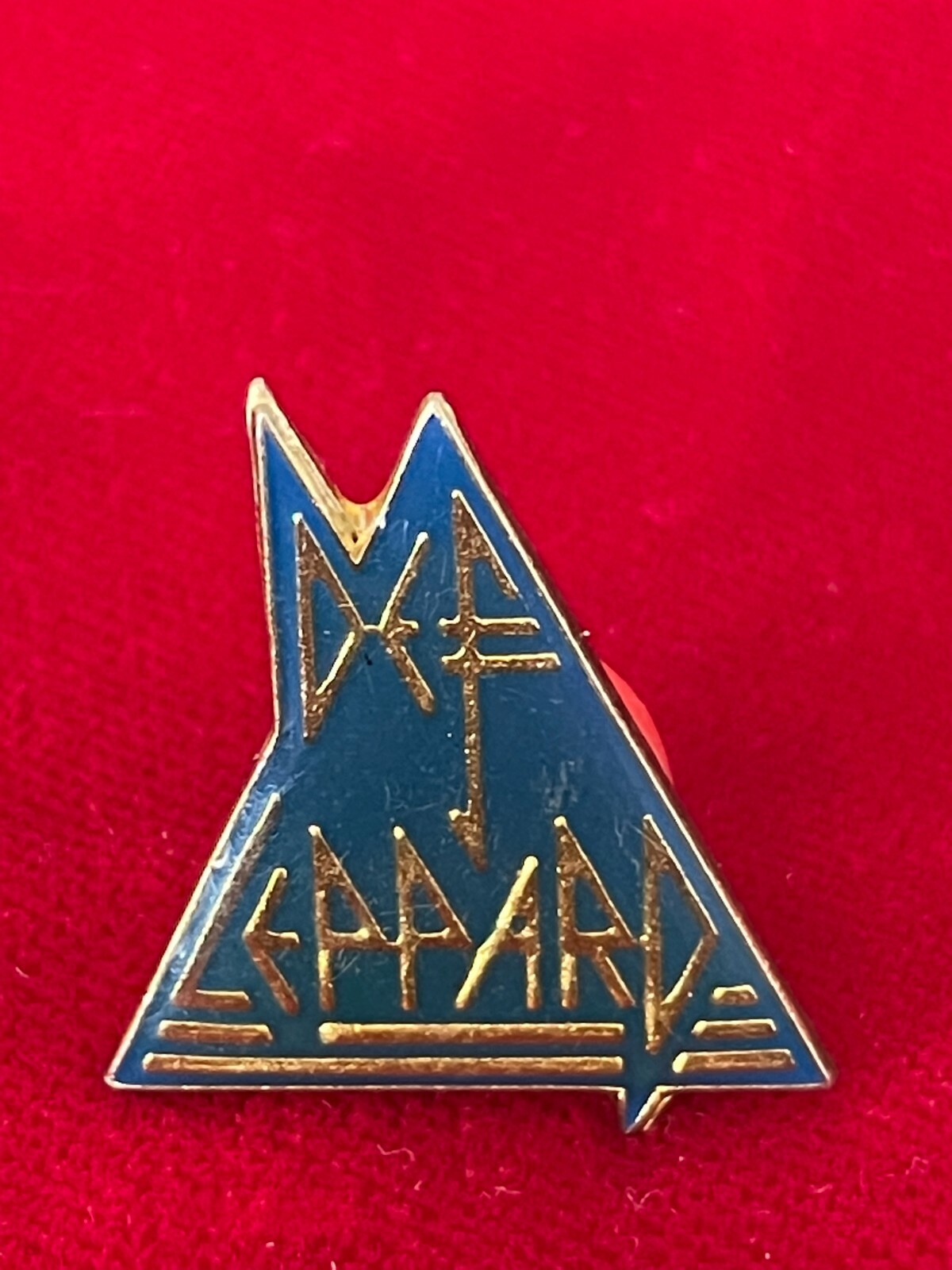 Def Leppard Font Logo Epoxy Lapel Pin Rock Band Heavy Metal Music 1 Def Leppard Font Logo Epoxy Lapel Pin Rock Band Heavy Metal Music 1