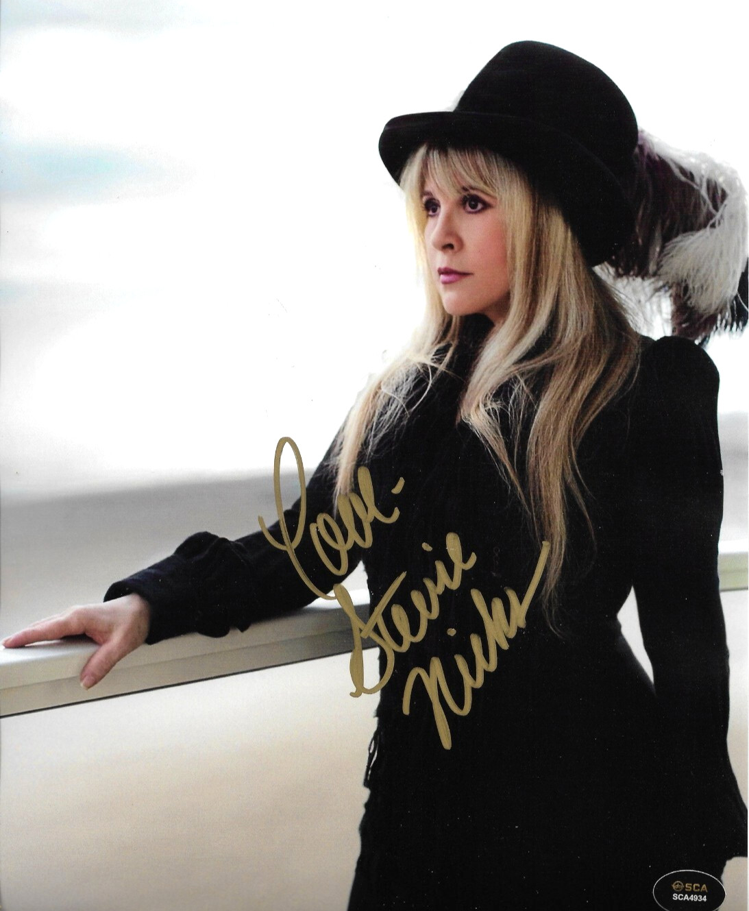STEVIE NICKS Signed (Fleetwood Mac) 8x10 STEVIE NICKS Signed (Fleetwood Mac) 8x10