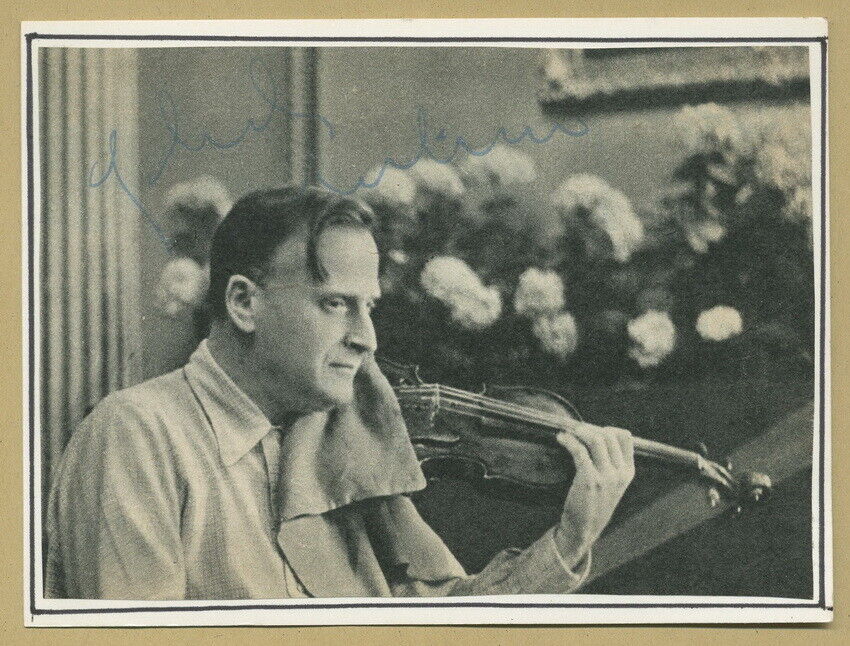 Yehudi Menuhin (1916-1999) - American violinist - Signed photo - 1965 - COA