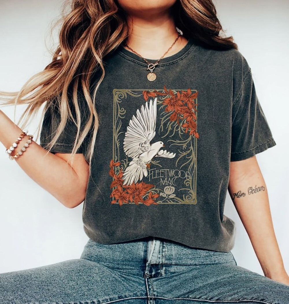 Vintage Fleetwood Mac Band Shirt, Stevie Nicks Sisters of the Moon Shirt for Sale