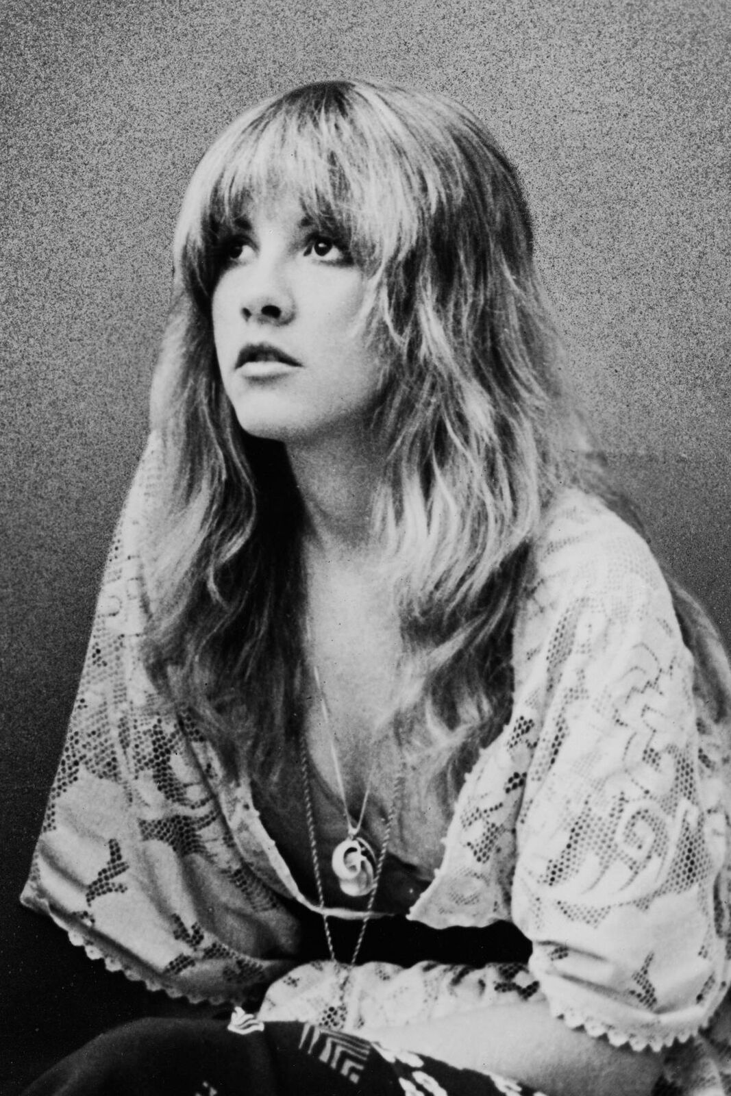 Stevie Nicks Looking Up 8x10 Picture Celebrity Print