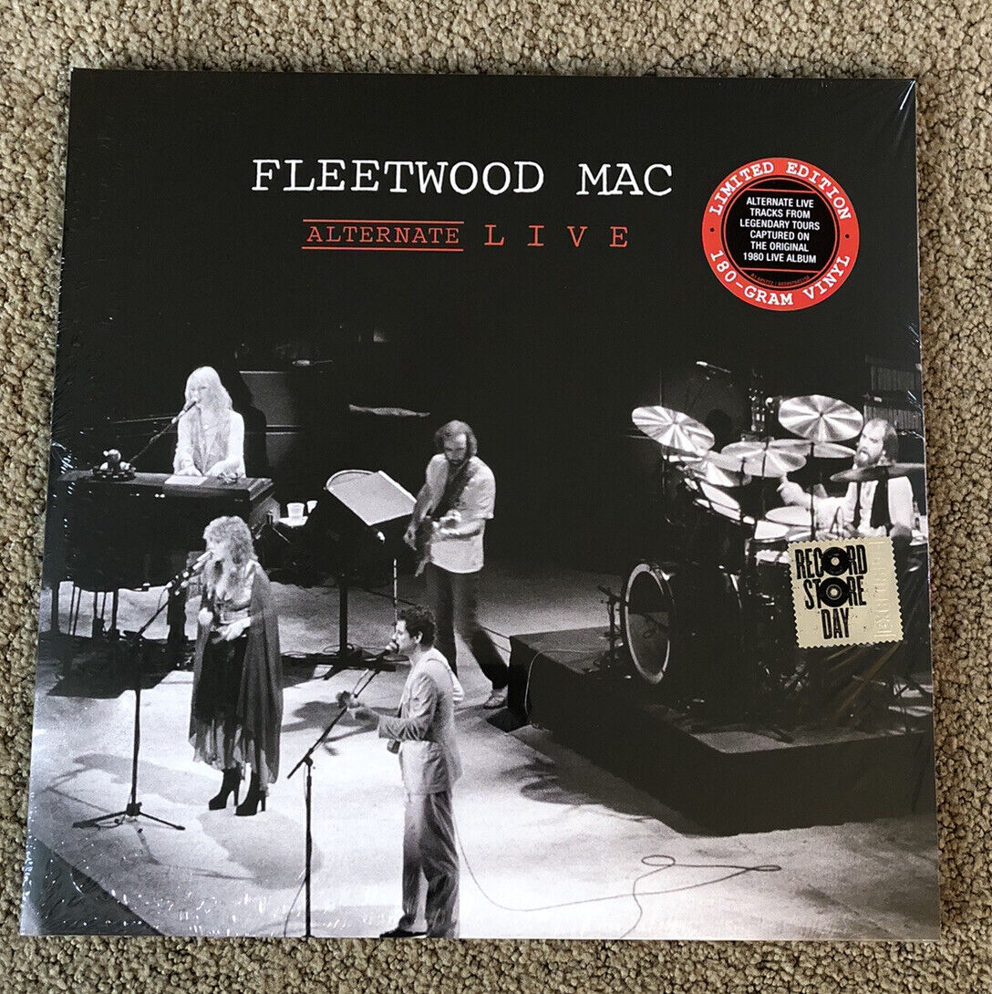 Fleetwood Mac - Alternate Live RSD Black Friday 2021 RECORD VINYL IN HAND Fleetwood Mac - Alternate Live RSD Black Friday 2021 RECORD VINYL IN HAND