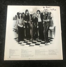 * JOHN MCVIE * signed vinyl album * THE WHITE ALBUM * FLEETWOOD MAC * 1 picture