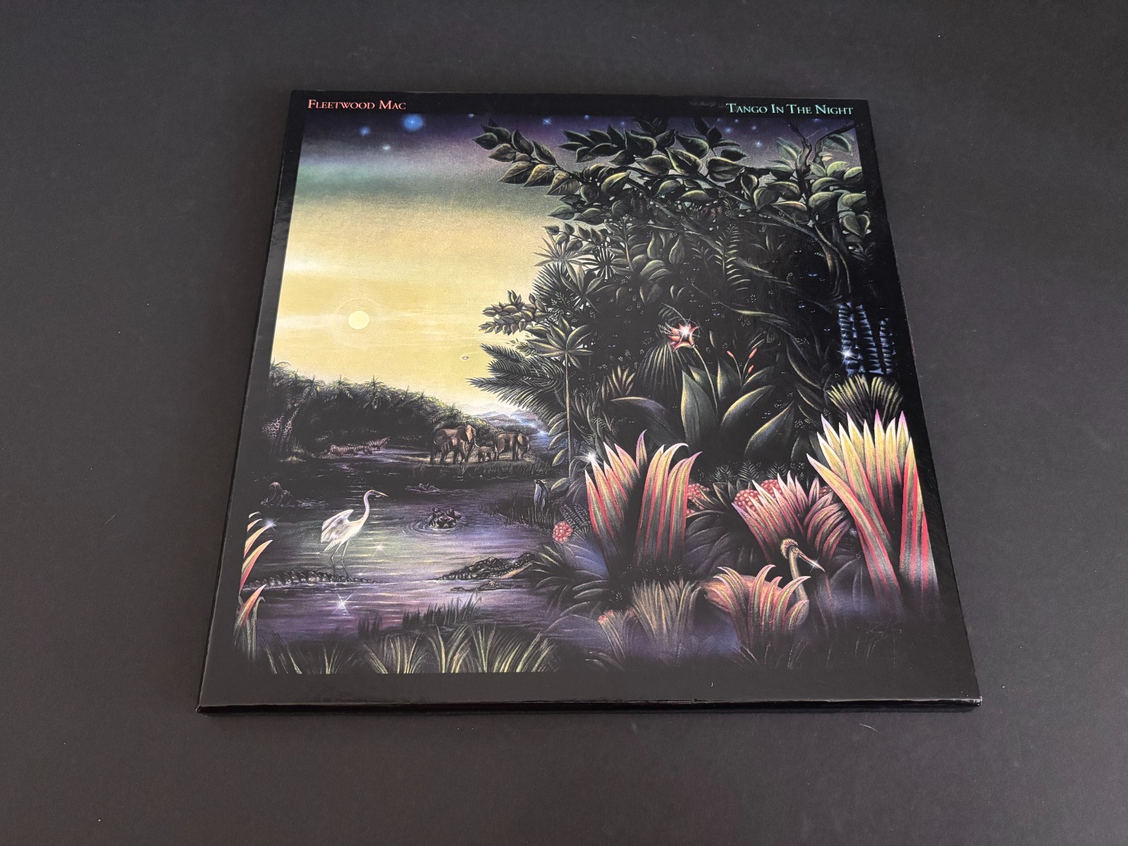 Fleetwood Mac Tango In The Night BRAND NEW SEALED 3 CD DVD Vinyl DELUXE BOX SET Fleetwood Mac Tango In The Night BRAND NEW SEALED 3 CD DVD Vinyl DELUXE BOX SET