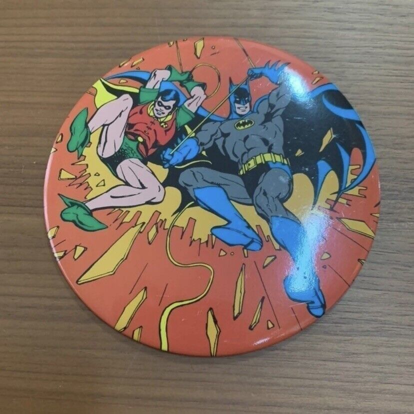 Vintage (1982) DC Comics Batman & Robin Button Up Large 6 inch Pin for Sale  