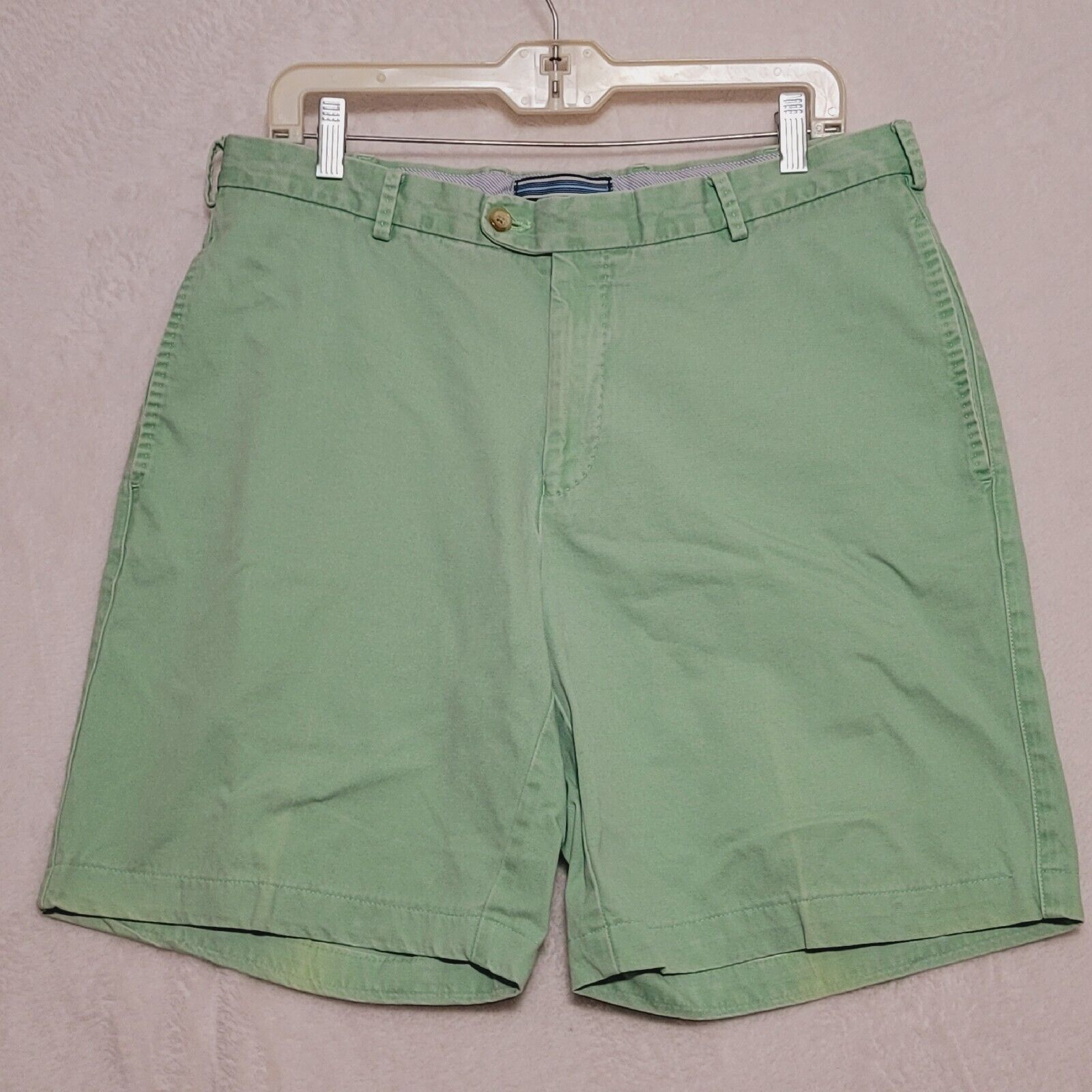 Peter Millar Men\'s Shorts Size 34 Washed Green Flat Front Chino Pima Cotton
