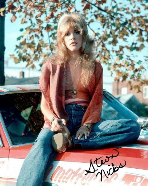 REPRINT - STEVIE NICKS Fleetwood Mac Hot Autographed Signed 8 x 10 Photo Poster REPRINT - STEVIE NICKS Fleetwood Mac Hot Autographed Signed 8 x 10 Photo Poster
